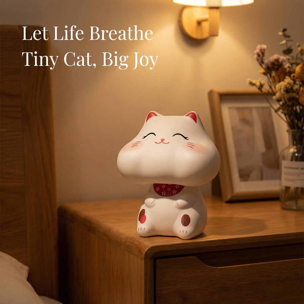 Solar Lucky Cat in Dome Display Case — Fat Head Edition - image 4 - LIEE FLAT CAT